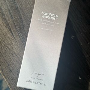 Haruharu Wonder Black Rice Hyaluronic Toner